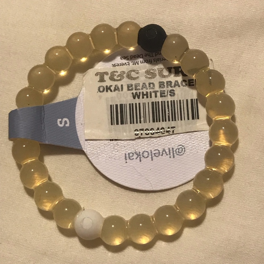 (NWT) Live Lokai Bracelet